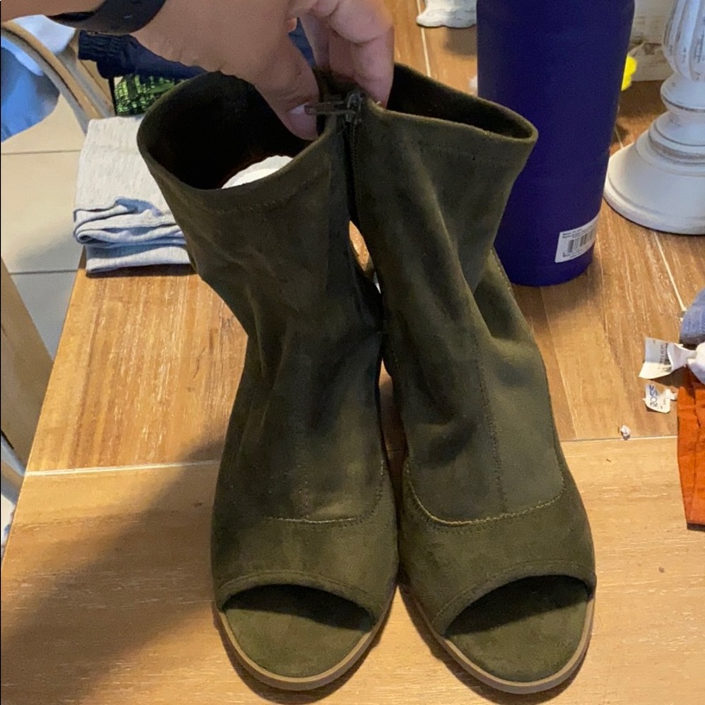 Booties - Picture 2 of 4